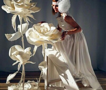 Великі квіти для оформлення залу, весіль і фотосесій, величезні квіти з паперу для декорацій,