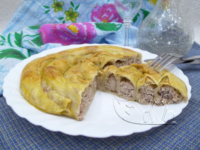 Burek turcesc, rețetă cu carne, un fel de mâncare populară din bucătăria mediteraneană