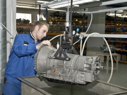 Központ javításával és felújításával kapcsolatos ipari automata 6nr - a ZF Friedrichshafen AG