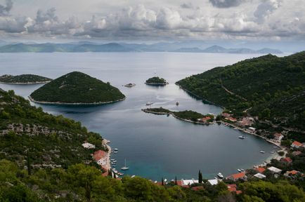 Útmutató a horvát szigetek között - pillanatok (város Korcula) Útmutató a horvát szigetek között - pillanatok