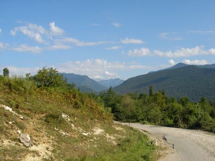 Munții din Abhazia, rucsacul călătorului