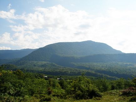 Munții din Abhazia, rucsacul călătorului