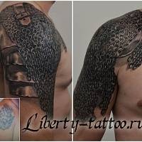 Виправлення татуювань в студії Ліберті