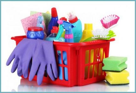 Cum să curățați cusăturile dintre plăcile din baie la domiciliu decât să le curățați cu folk sau chimic