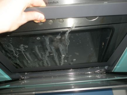 Cum să spălați cuptorul fără mari dificultăți