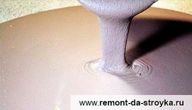 Як правильно фарбувати бетонну підлогу