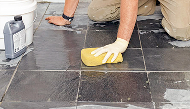 Як правильно фарбувати бетонну підлогу