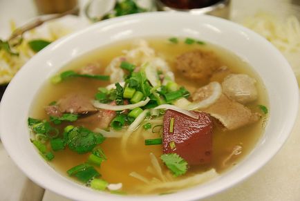 Cum să gătești supă vietnameză, vietnameză