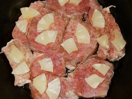 Cum să gătești carnea coaptă cu brânză