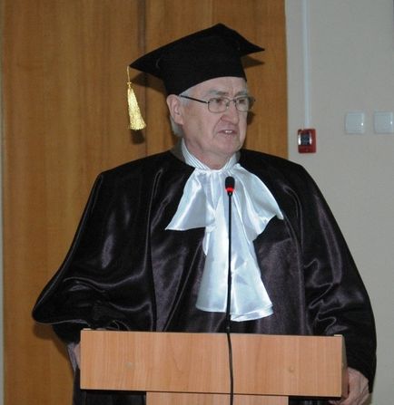 Hogyan bírók sapka - stukkó vakolat (cap) Hogyan bírók sapka - stukkó vakolat