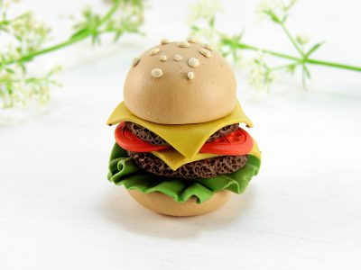 Hogyan farag egy hamburger készült gyurma workshop fotók