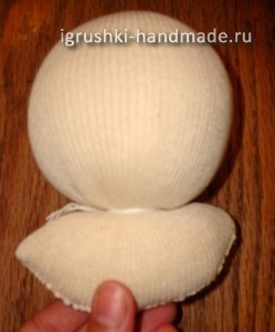 Cum să coaseți o păpușă de copil de pe un țesut cu propriile mâini