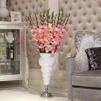 Cum sa alegi un vaza pentru decoratiuni interioare (interior) Cum sa alegi un vaza pentru decoratiuni interioare