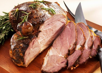Cum sa coaceti carnea de porc in cuptor astfel incat sa fie o reteta suculenta simpla