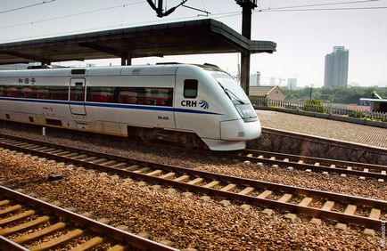 Kínai vonat-kategória, a helyek típusa, az árak és a kényelem, miért Kína