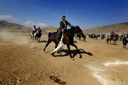 Kozlodranie - sport popular din Afganistan - știri în fotografii