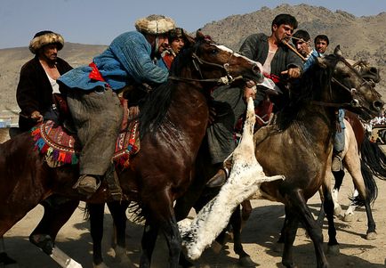 Kozlodranie - sport popular din Afganistan - știri în fotografii
