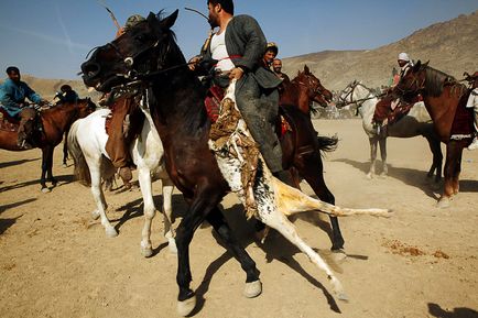 Kozlodranie - sport popular din Afganistan - știri în fotografii