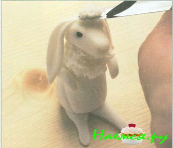 Кролик з мастики