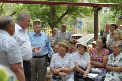 Хто це - голова ЖБК якими документами він призначається, чи працює за трудовим договором,