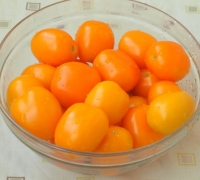 Мариновані жовті помідори з гострим перцем фото рецепт приготування