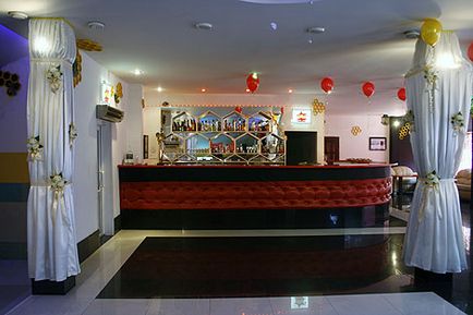 Méz Country Club Krasznojarszk (hangmérnökök) Méz Country Club Krasznojarszk