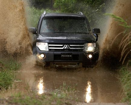 Mitsubishi pajero iv - огляд четвертного покоління легендарного позашляховика