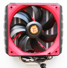 Moda pentru două ventilatoare fan-uri ph-tc12dx și thermaltake nic c5