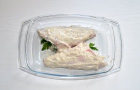 Tengeri sügér sült tejszínes mártásban - lépésről lépésre fotoretsept (sült hal) Tengeri sügér sült tejszínes mártásban - lépésről lépésre fotoretsept