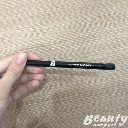 Мій відгук про підводці-фломастер для очей givenchy liner couture