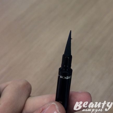 Мій відгук про підводці-фломастер для очей givenchy liner couture