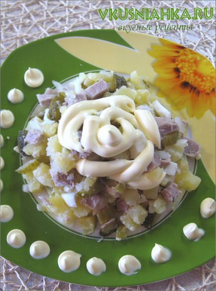 М'ясний салат олів'є, рецепт приготування олів'є салату, смачні рецепти