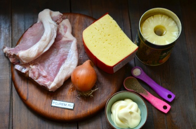М'ясо по-французьки з ананасами в духовці - покроковий рецепт з фото як приготувати