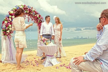 Ceremonia de nuntă ieftină în Pattaya, nunta în Thailanda