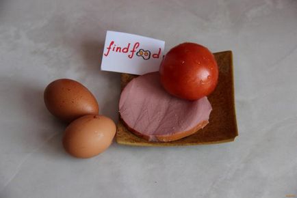 Omelet cu șuncă și rețetă de roșii cu fotografie
