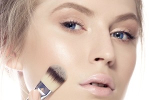 Baza pentru make-up ce este (revizuire video și foto)