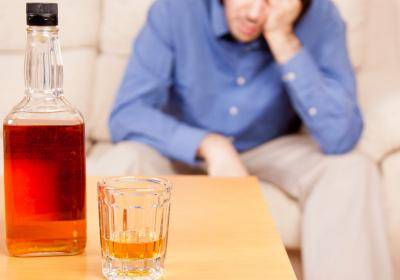 Principalele cauze ale alcoolismului