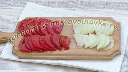 Növényi rakott paradicsom és tojásgyümölcs (padlizsán) Növényi rakott padlizsán és a paradicsom