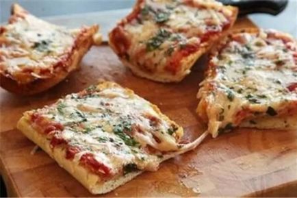 Піца в мікрохвильовці - рецепт з фото