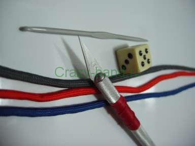 Weave csomót majom ököl a kezével (szövés) Weave csomót majom ököl saját kezűleg