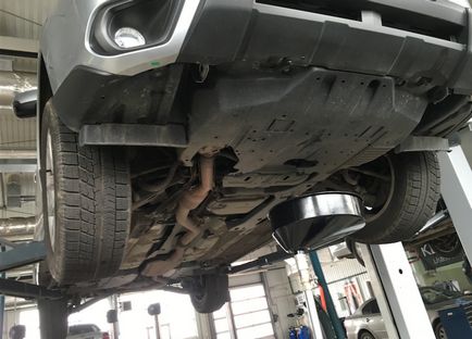 Schimbarea intermediară a uleiului în motor - l subaru awd cvt (2014 g