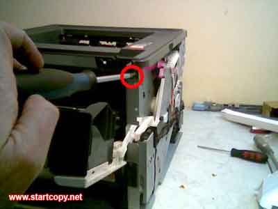Розбирання принтера нр lj1320 для заміни термоплівка