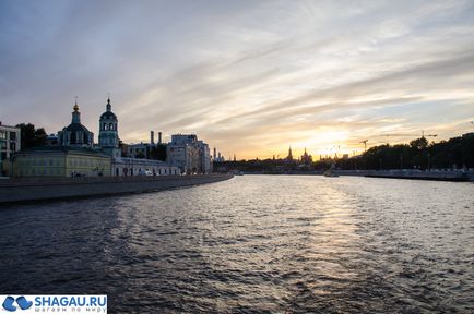 Excursii cu barca pe râul Moscova 2017 prețurile de unde pleacă, vârful