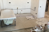 Repararea unui apartament cu o cameră într-o casă (khakim 50)