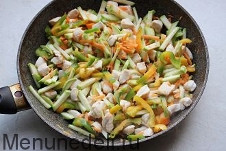 Recept csicseriborsó csirkével és zöldségekkel