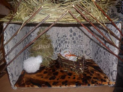 Karácsonyi betlehem kezével (Karácsony) Karácsonyi betlehem kezével