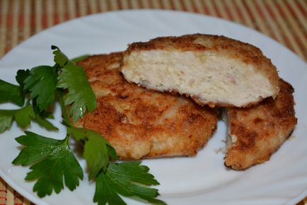Juicy szelet csirkemell búzadara - hogyan kell főzni lédús pogácsákat csirkemellet (szakács) Juicy szelet csirkemell búzadara - hogyan kell főzni lédús pogácsákat csirkemellet,