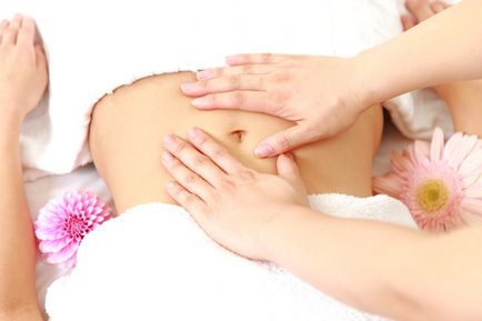 Vechiul masaj al stomacului este necesar pentru fiecare femeie după naștere, mamamoldova