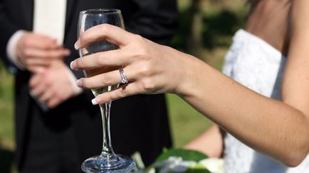 Nuntă reclamantă a scăpat de la banchet mirele intenționează să dea în judecată restaurant, știri