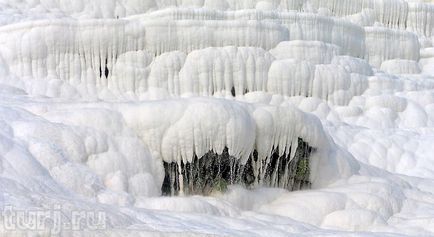 Turcia, Munții sărurilor Pamukkale, lacurile albastre